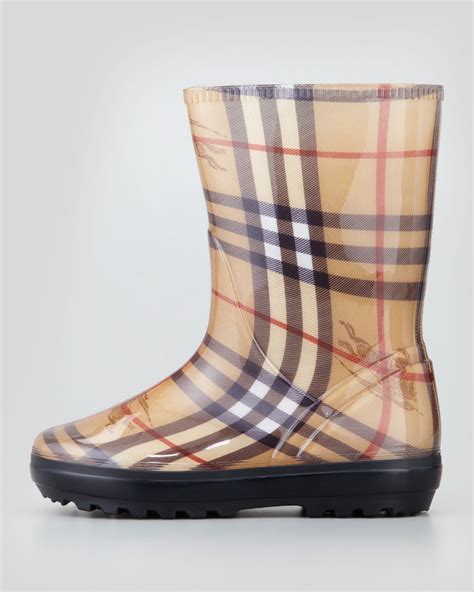 buy burberry rain boots online|burberry rain boots outlet.